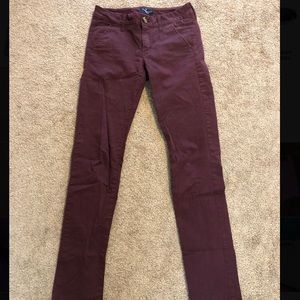 American Eagle burgundy skinny pants